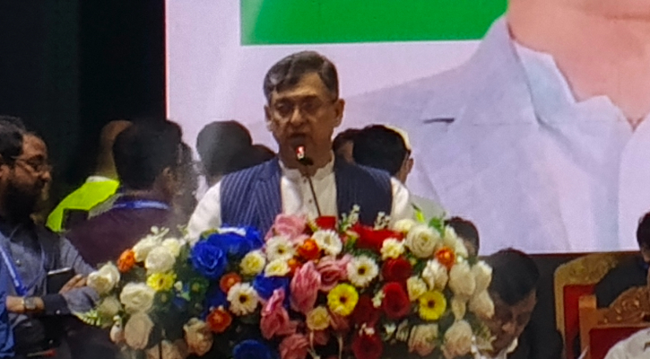 সেমিকন্ডাক্টর শিল্পে বিনিয়োগই হতে পারে বাংলাদেশের ভবিষ্যৎ: সালাহউদ্দিন 